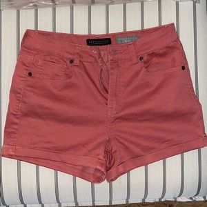 High waisted midi shorts
